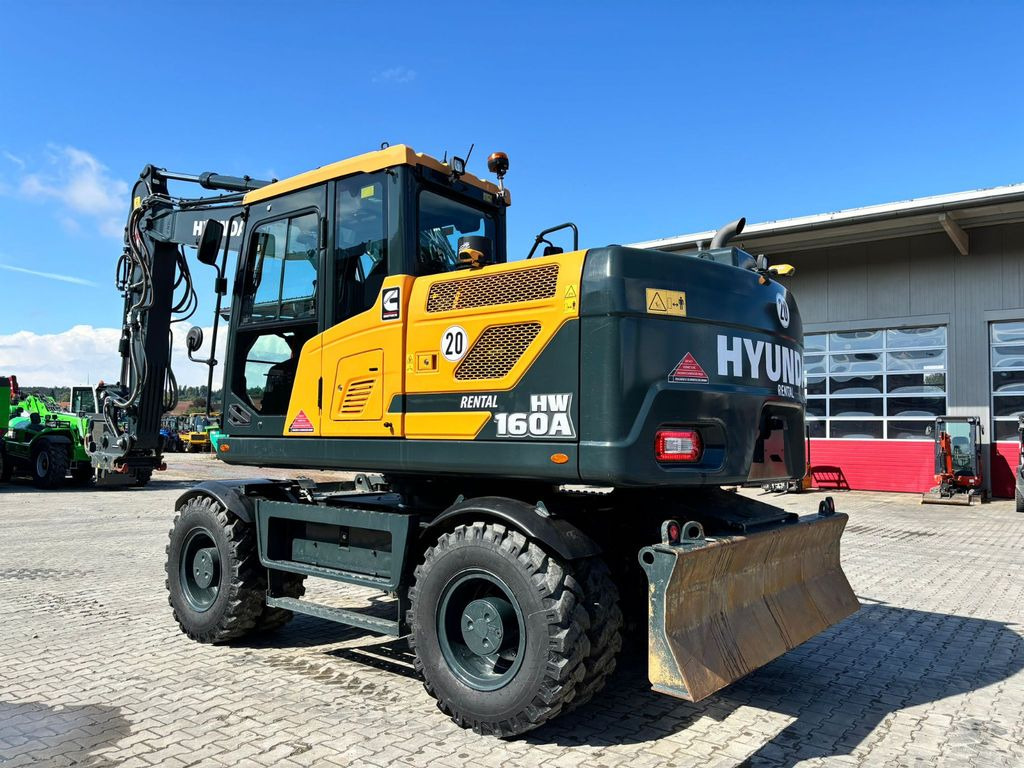 Hyundai HW160A Hyundai HW160A - Escavadeira de rodas: foto 2 Hyundai HW160A Hyundai HW160A - Escavadeira de rodas: foto 2