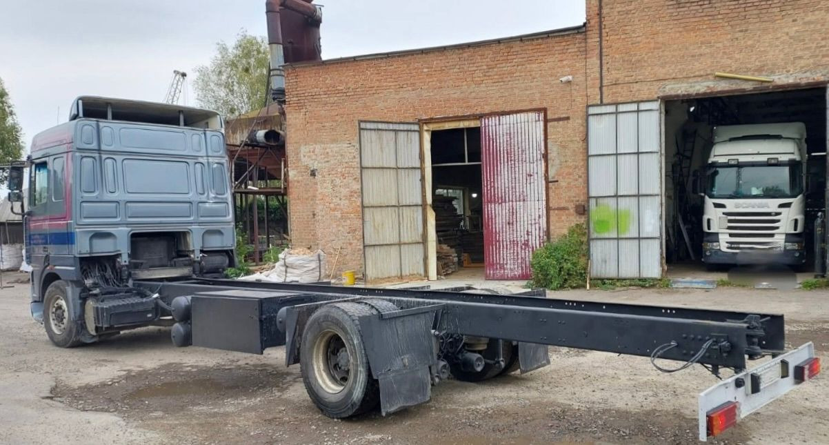 DAF 95XF380 - Caminhão chassi: foto 4 DAF 95XF380 - Caminhão chassi: foto 4