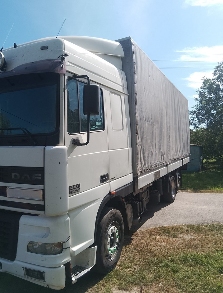 DAF XF95.430 - Caminhão com lona: foto 4 DAF XF95.430 - Caminhão com lona: foto 4