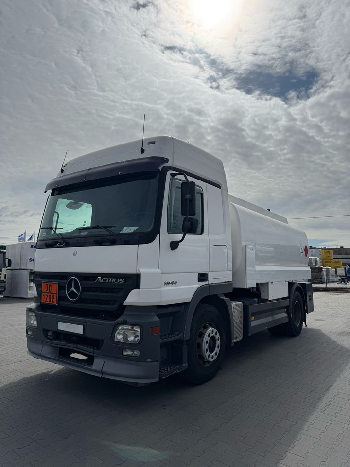 MERCEDES-BENZ Actros 1844 - Caminhão tanque: foto 5 MERCEDES-BENZ Actros 1844 - Caminhão tanque: foto 5