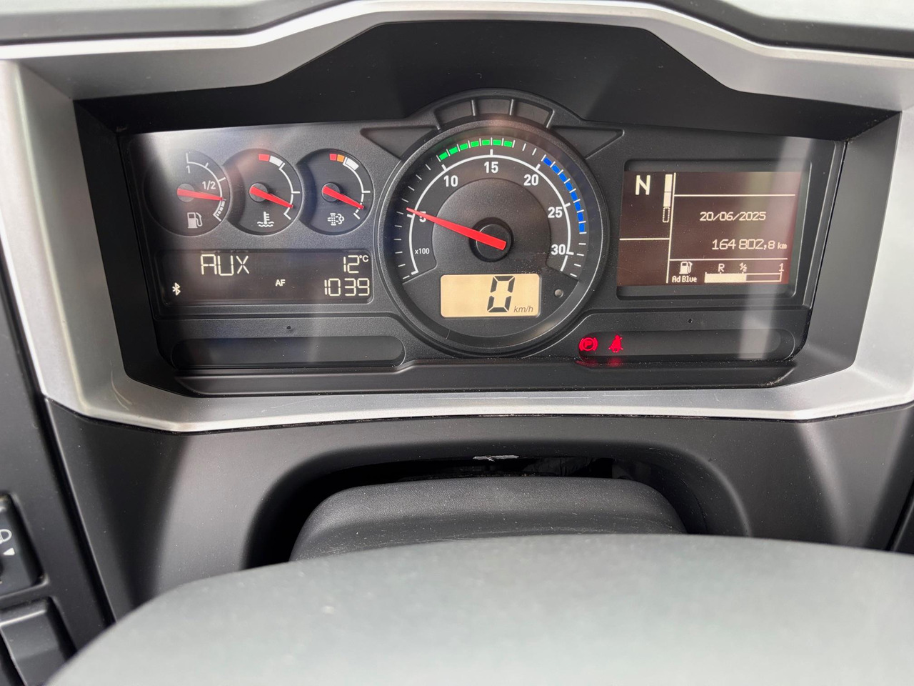 Caminhão furgão RENAULT D WIDE 320: foto 17
