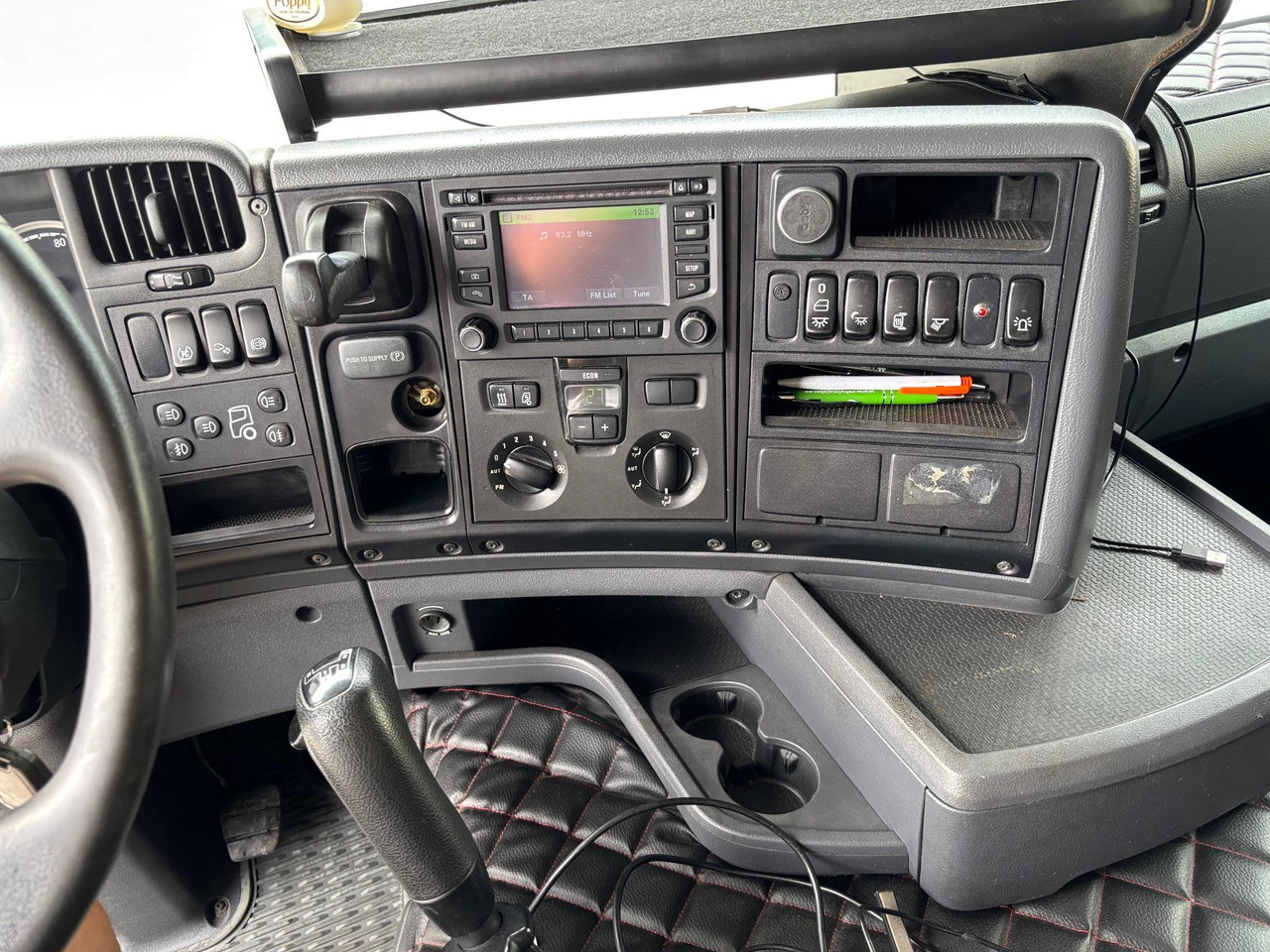 Caminhão furgão SCANIA G340: foto 20