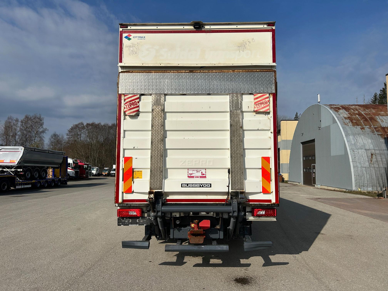 SCANIA G490 - Caminhão frigorífico: foto 3 SCANIA G490 - Caminhão frigorífico: foto 3