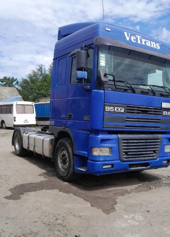 DAF XF 95.380 - Tractor: foto 1 DAF XF 95.380 - Tractor: foto 1