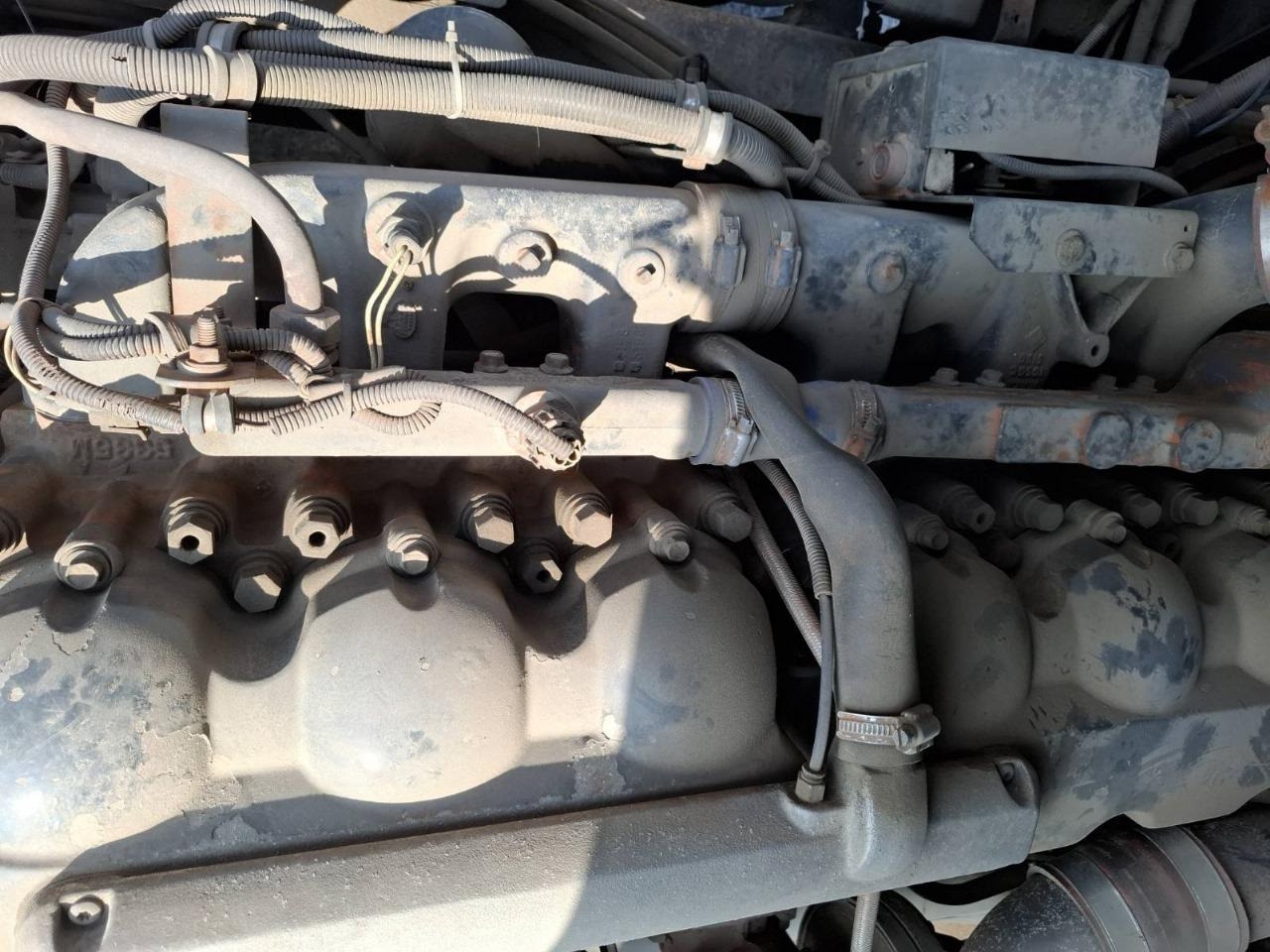 Tractor RENAULT Magnum 430: foto 11