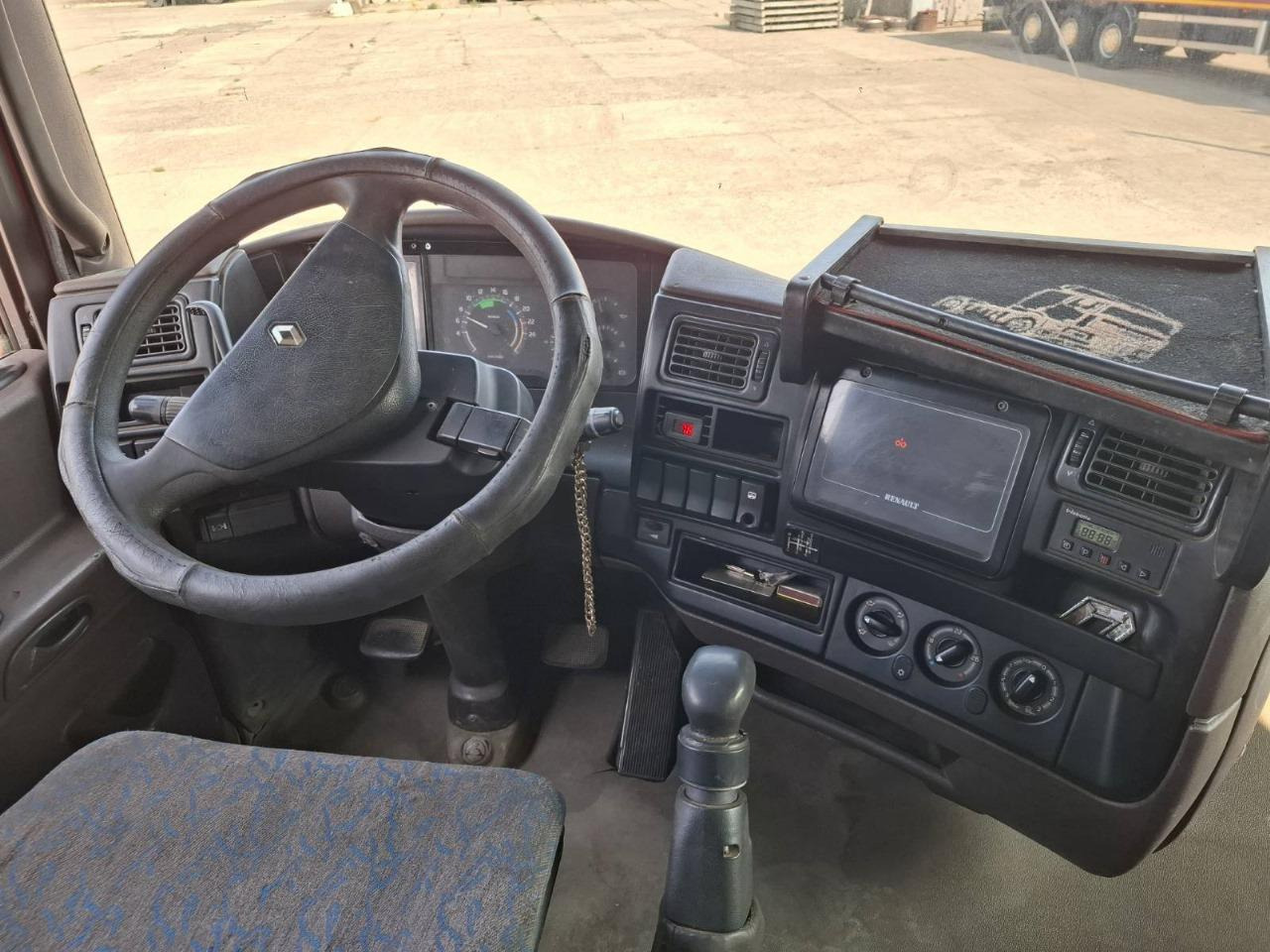 Tractor RENAULT Magnum 430: foto 19