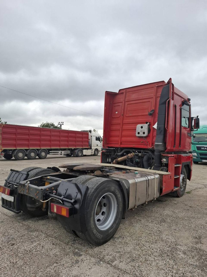 Tractor RENAULT Magnum 430: foto 8