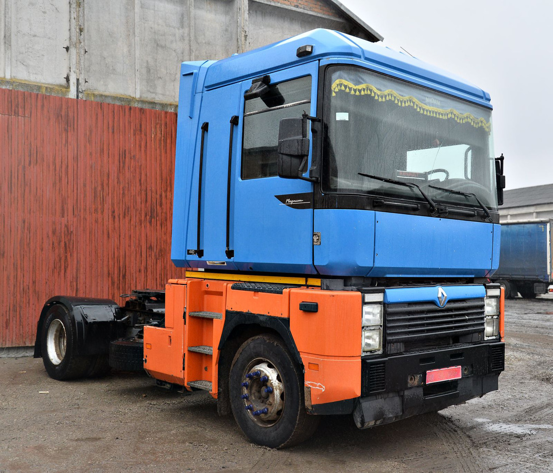 RENAULT Magnum 440 - Tractor: foto 1 RENAULT Magnum 440 - Tractor: foto 1
