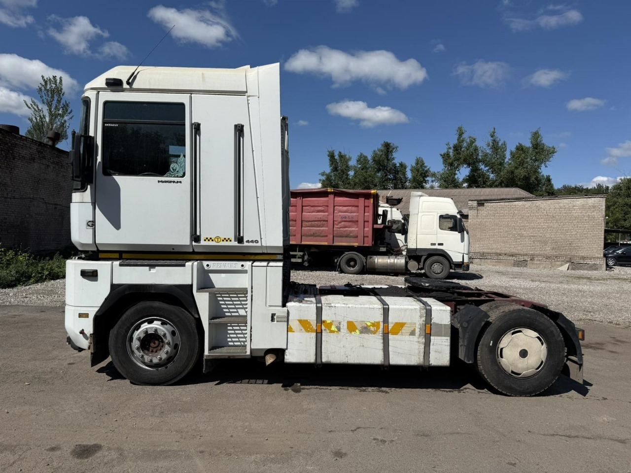 RENAULT Magnum 440 | ID1227S - Tractor: foto 1 RENAULT Magnum 440 | ID1227S - Tractor: foto 1