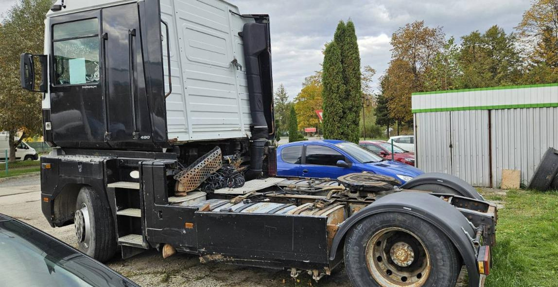 RENAULT Magnum 480 ID1672S - Tractor: foto 4 RENAULT Magnum 480 ID1672S - Tractor: foto 4