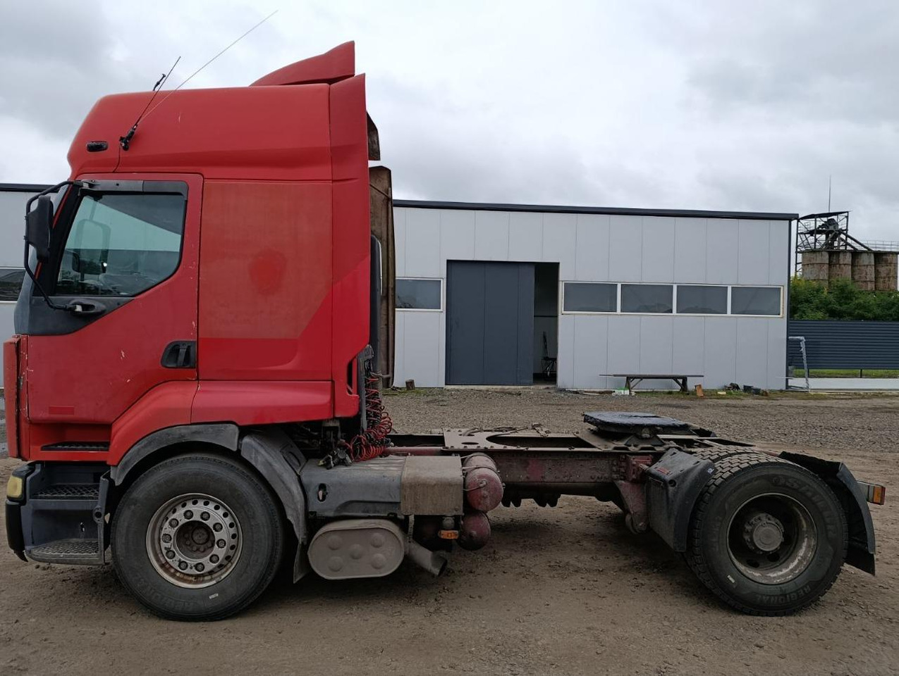 RENAULT Premium 385 ID1590S - Tractor: foto 4 RENAULT Premium 385 ID1590S - Tractor: foto 4