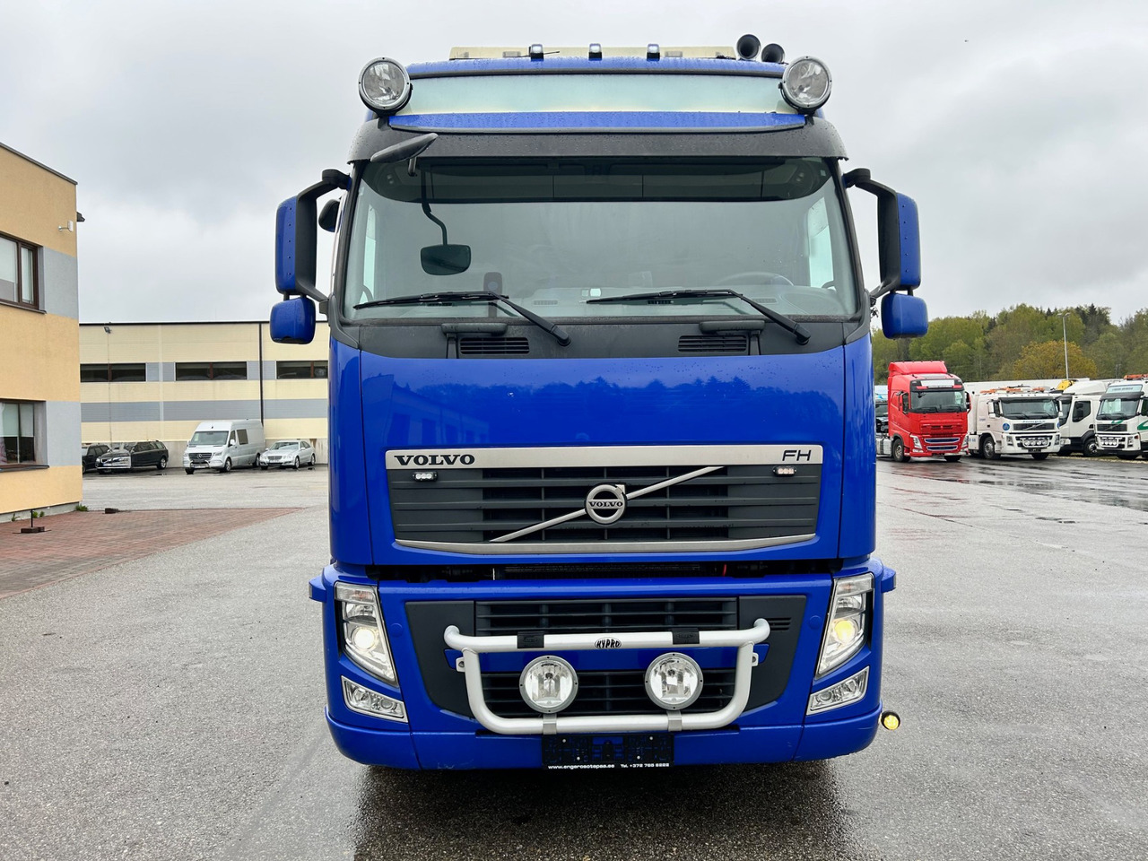 VOLVO FH460 - Camião de caixa aberta/ Plataforma, Caminhão grua: foto 4 VOLVO FH460 - Camião de caixa aberta/ Plataforma, Caminhão grua: foto 4
