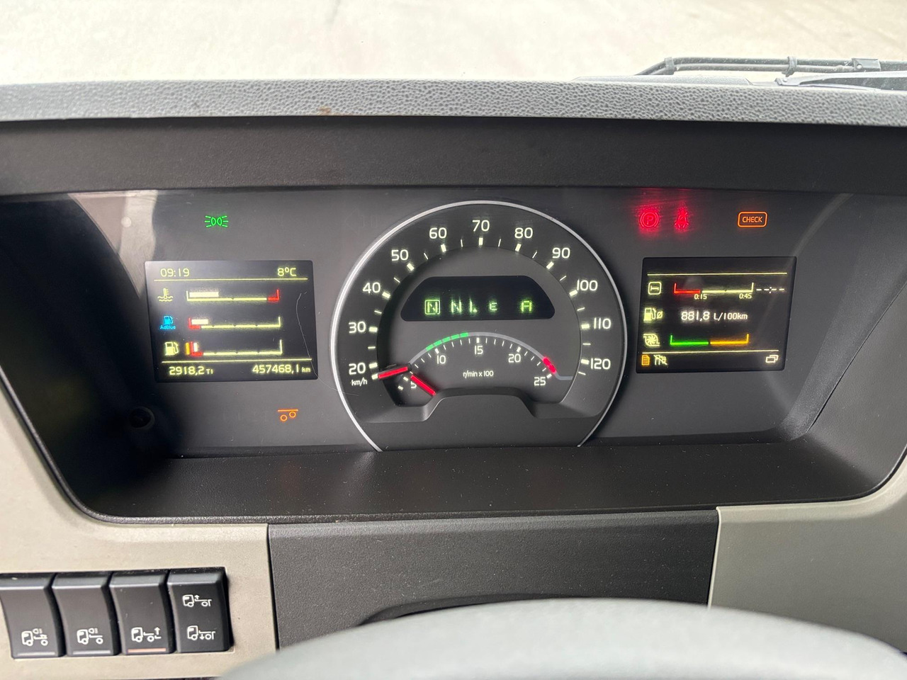 Caminhão frigorífico VOLVO FM500: foto 18