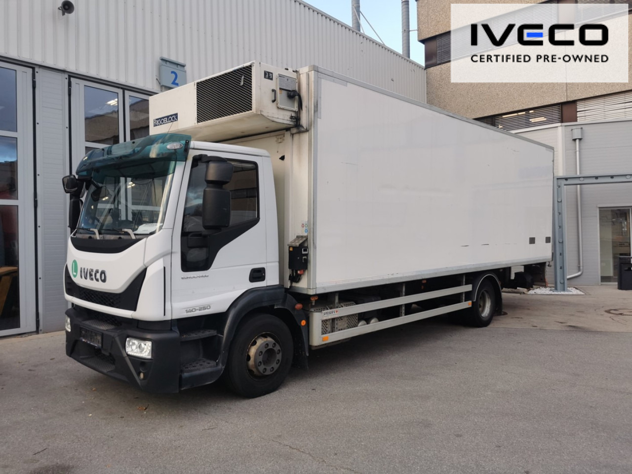 Caminhão frigorífico IVECO Kühlkoffer: foto 8