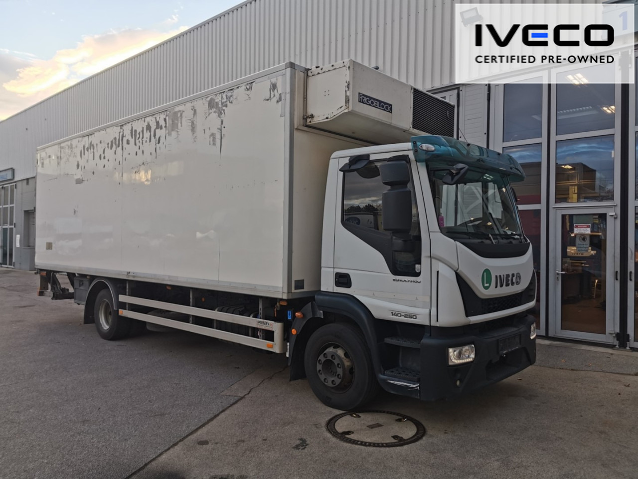 Caminhão frigorífico IVECO Kühlkoffer: foto 9