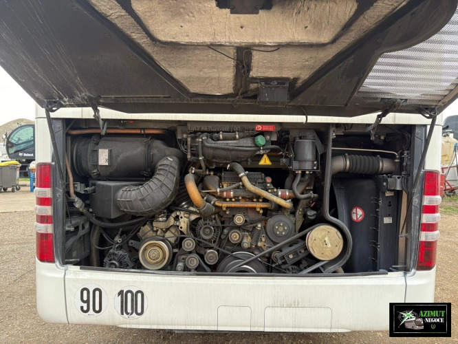 Mercedes - Autocarro: foto 2 Mercedes - Autocarro: foto 2