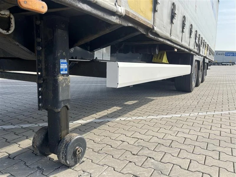 Krone 150x 2015 XL MEGA P400 HUCKEPACK - Semireboque furgão: foto 5 Krone 150x 2015 XL MEGA P400 HUCKEPACK - Semireboque furgão: foto 5