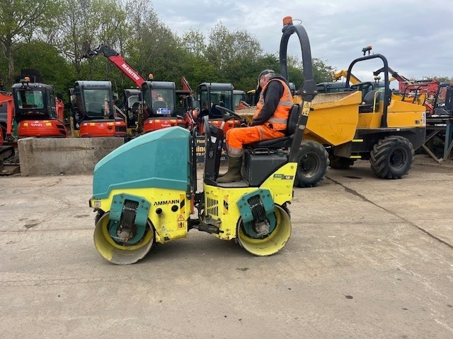 Ammann AXR 12 - Compactador de asfalto: foto 5 Ammann AXR 12 - Compactador de asfalto: foto 5
