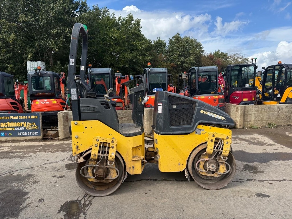 Bomag BW 120 AD-5 - Compactador de asfalto: foto 1 Bomag BW 120 AD-5 - Compactador de asfalto: foto 1