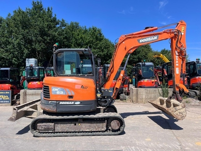 Doosan DX 63-3 - Mini escavadeira: foto 1 Doosan DX 63-3 - Mini escavadeira: foto 1