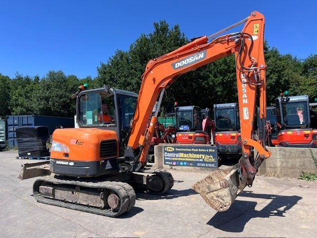 Doosan DX 63-3 - Mini escavadeira: foto 3 Doosan DX 63-3 - Mini escavadeira: foto 3