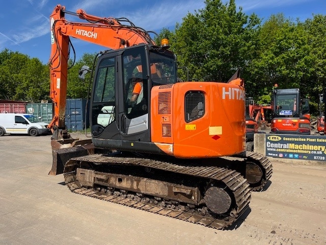 Hitachi ZX 135 US 5-B - Escavadora de rastos: foto 5 Hitachi ZX 135 US 5-B - Escavadora de rastos: foto 5