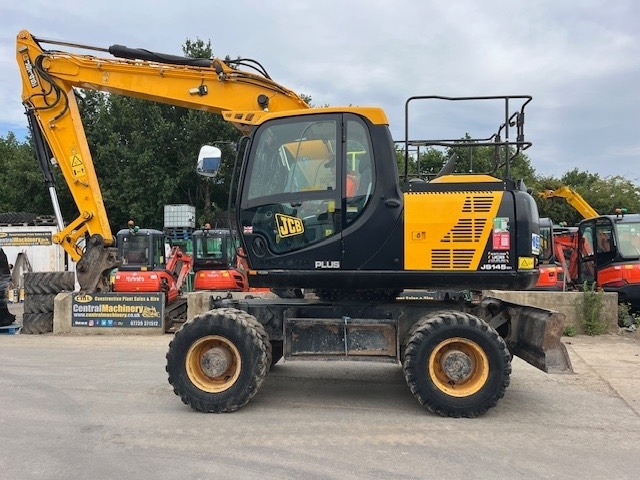 Escavadeira de rodas JCB JS 145 W: foto 8