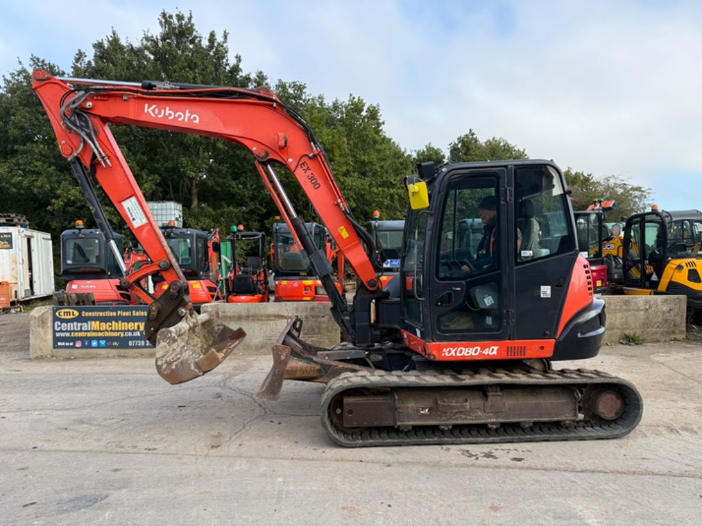 Kubota KX 080-4 - Mini escavadeira: foto 1 Kubota KX 080-4 - Mini escavadeira: foto 1