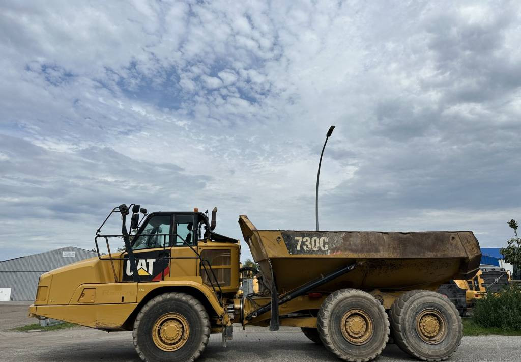 CAT 730 C Auto lubrication + Klima CE + EPA - Caminhão articulado: foto 4 CAT 730 C Auto lubrication + Klima CE + EPA - Caminhão articulado: foto 4