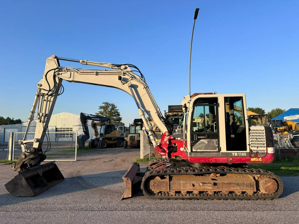 Takeuchi TB 1140 + ISUZU Motor Klima 14.3 Tonnen ! - Escavadora de rastos: foto 1 Takeuchi TB 1140 + ISUZU Motor Klima 14.3 Tonnen ! - Escavadora de rastos: foto 1
