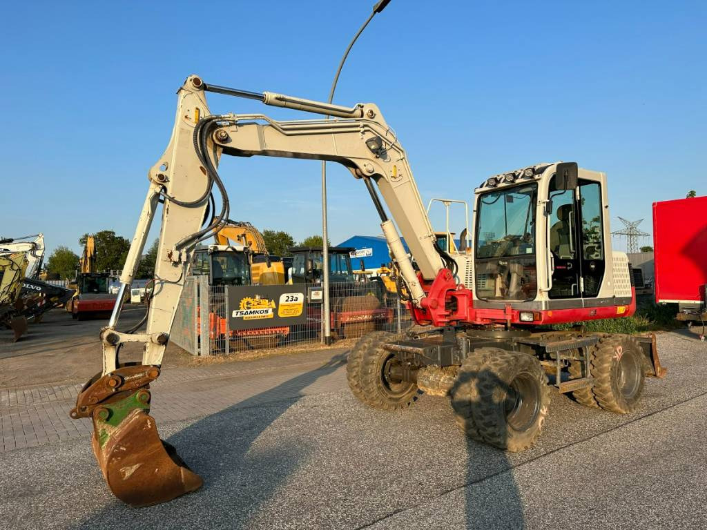 Takeuchi TB 175 W 8,7 ton. Klima Turbo 77 PS - Escavadeira de rodas: foto 3 Takeuchi TB 175 W 8,7 ton. Klima Turbo 77 PS - Escavadeira de rodas: foto 3