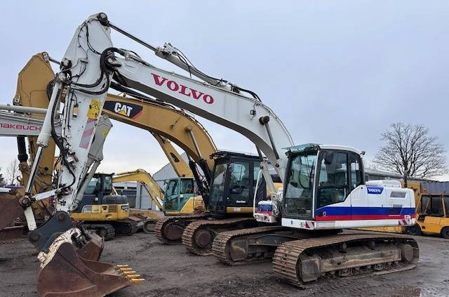 Volvo EC 220 DL Deutsche Maschine! - Escavadora de rastos: foto 1 Volvo EC 220 DL Deutsche Maschine! - Escavadora de rastos: foto 1
