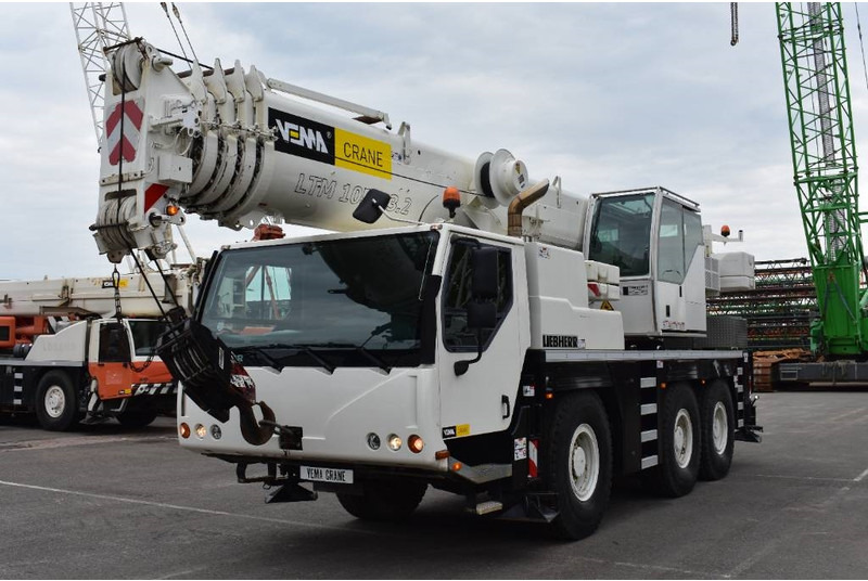 Liebherr LTM1055-3.2 - Grua todo o terreno: foto 2 Liebherr LTM1055-3.2 - Grua todo o terreno: foto 2