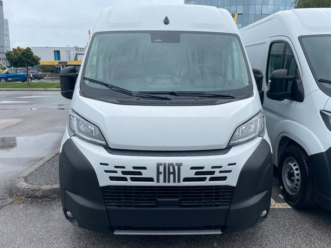 Fiat Ducato 35H L3H2 180 Teilverglast KaWa 2025 - Furgão: foto 3 Fiat Ducato 35H L3H2 180 Teilverglast KaWa 2025 - Furgão: foto 3