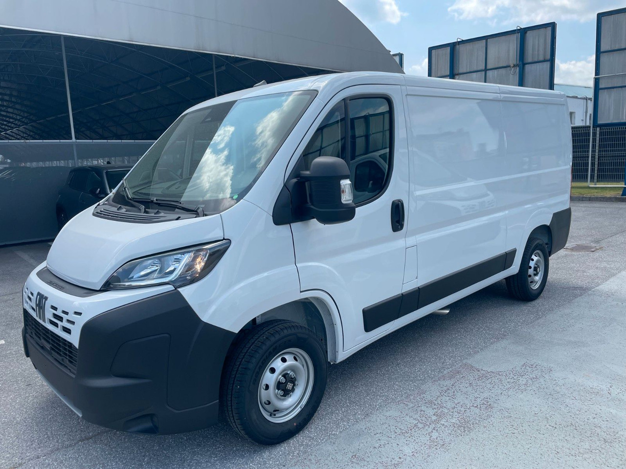Fiat Ducato S2 30L L2H1 120 Kastenwagen 2025 - Furgão compacto: foto 1 Fiat Ducato S2 30L L2H1 120 Kastenwagen 2025 - Furgão compacto: foto 1