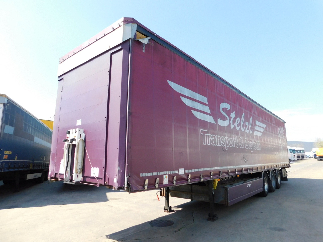 Fliegl Sds 390 - Semi-reboque de lona: foto 1 Fliegl Sds 390 - Semi-reboque de lona: foto 1