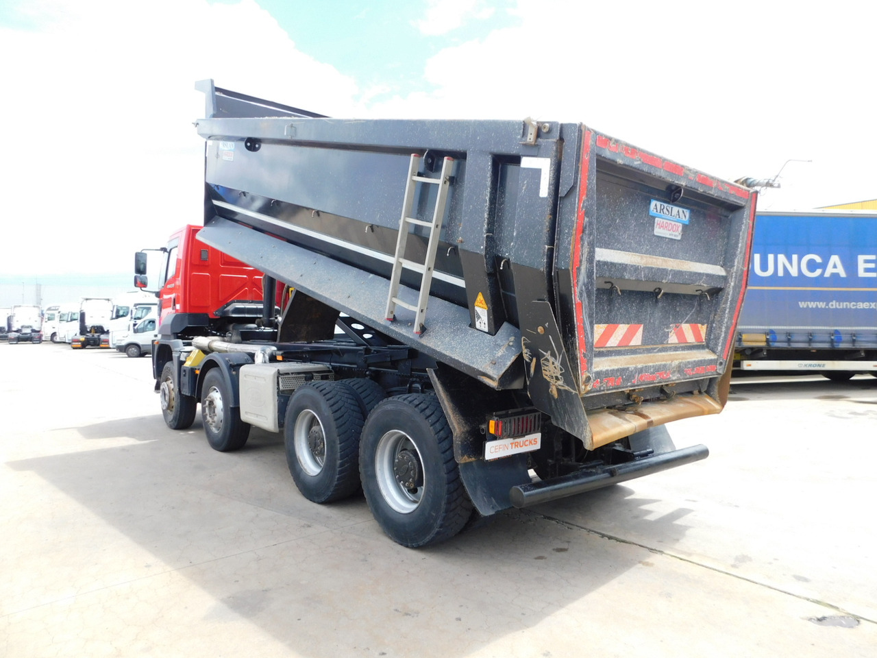 Ford 4142d 8x4 dcab e6 16s2230 ecotorq - Caminhão basculante: foto 4 Ford 4142d 8x4 dcab e6 16s2230 ecotorq - Caminhão basculante: foto 4