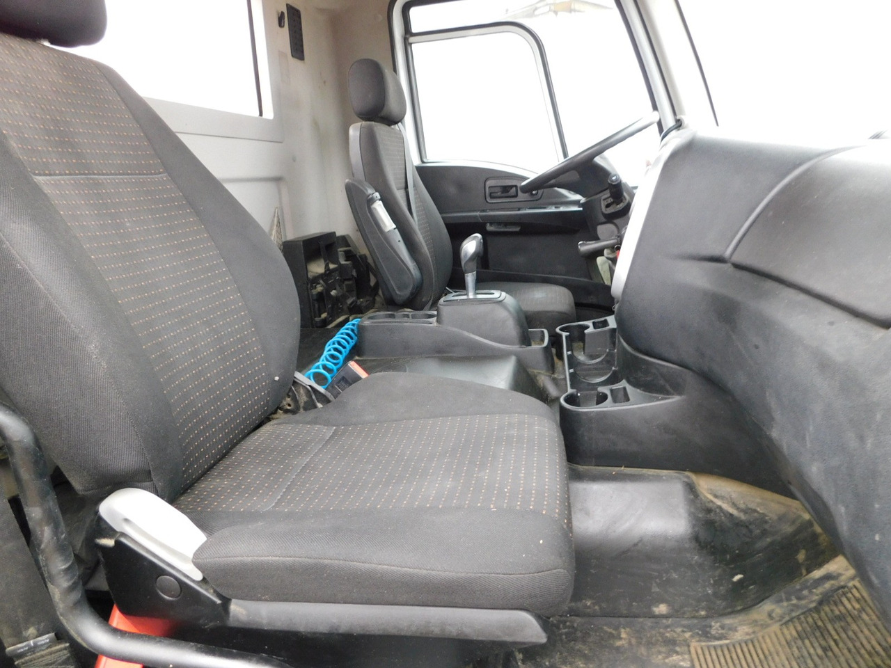 Ford 4142m 8x4 dcab e6 12tx2210 - Caminhão betoneira: foto 5 Ford 4142m 8x4 dcab e6 12tx2210 - Caminhão betoneira: foto 5