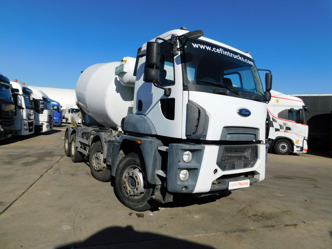 Ford 4142m 8x4 dcab e6 16s2230 - Caminhão betoneira: foto 2 Ford 4142m 8x4 dcab e6 16s2230 - Caminhão betoneira: foto 2