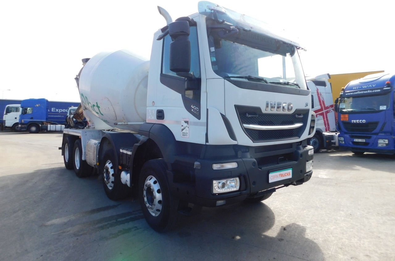 Iveco Ad340x - Caminhão betoneira: foto 2 Iveco Ad340x - Caminhão betoneira: foto 2