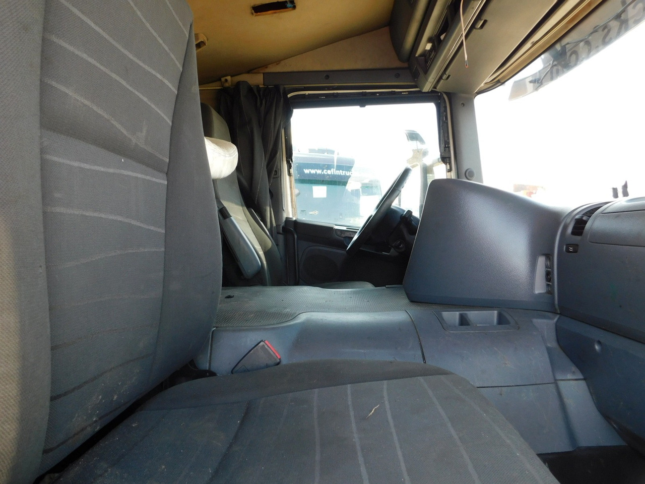 Scania Lb 4x2 - Caminhão transporte de veículos: foto 5 Scania Lb 4x2 - Caminhão transporte de veículos: foto 5