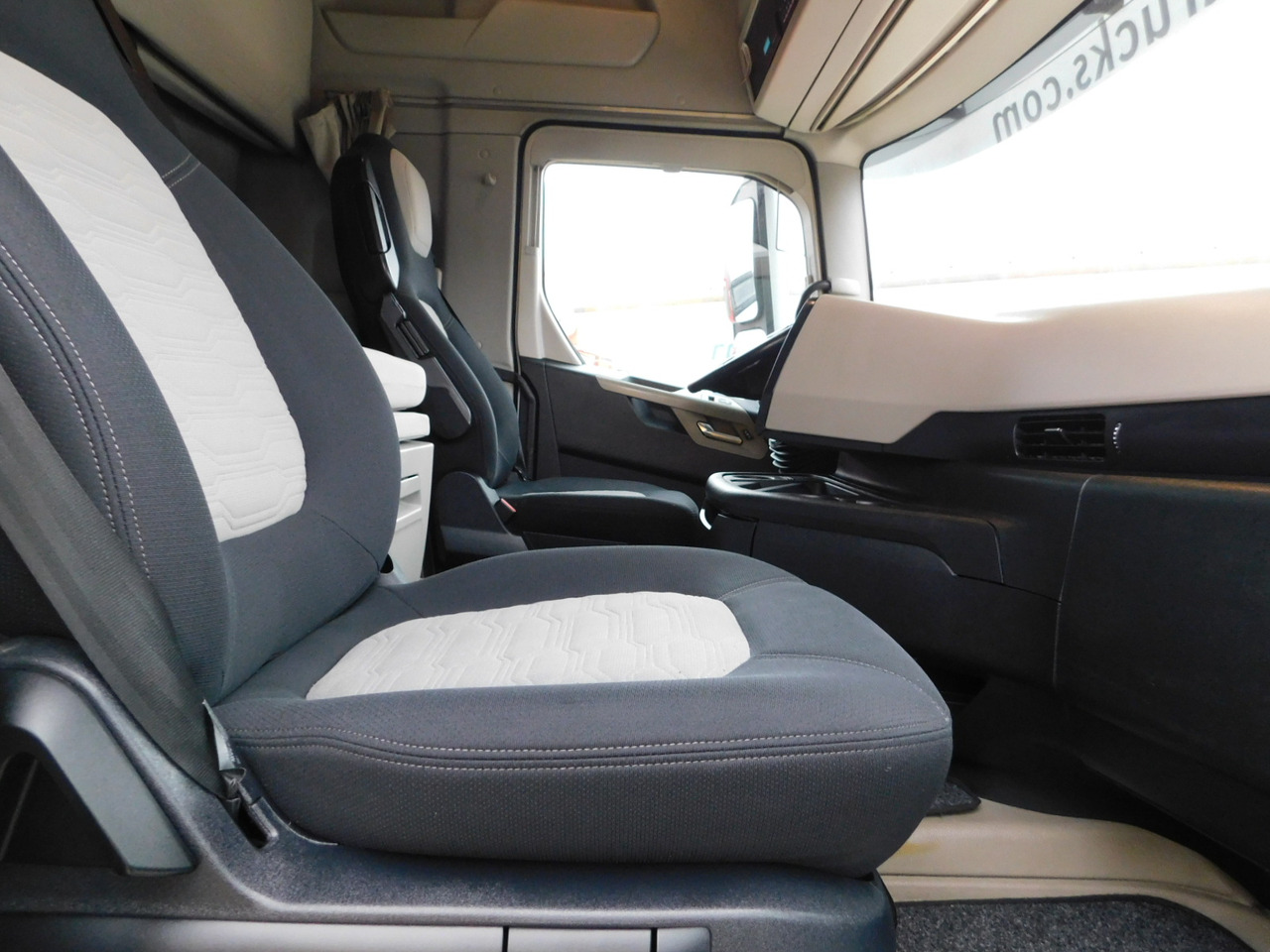 Ford F max 4x2 scab e6 12s2620 - Tractor: foto 5 Ford F max 4x2 scab e6 12s2620 - Tractor: foto 5