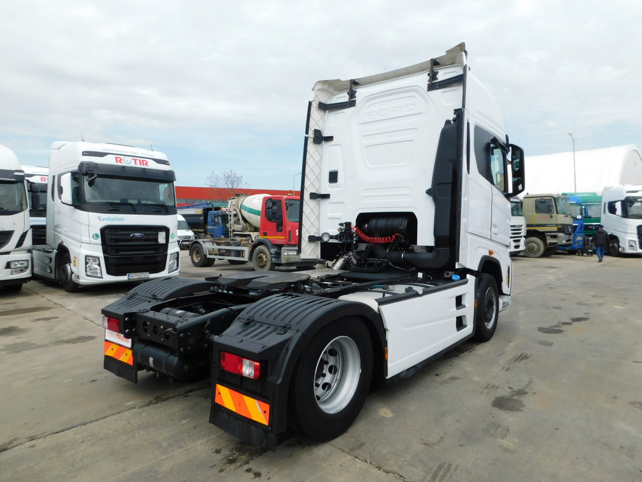 Ford F max 4x2 scab e6 12s2620 - Tractor: foto 3 Ford F max 4x2 scab e6 12s2620 - Tractor: foto 3