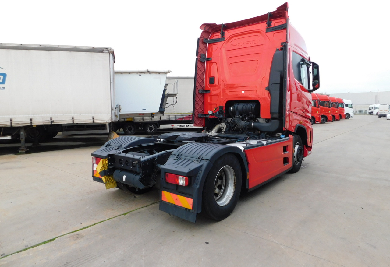 Ford F max 4x2 scab e6 12tx2620 - Tractor: foto 3 Ford F max 4x2 scab e6 12tx2620 - Tractor: foto 3