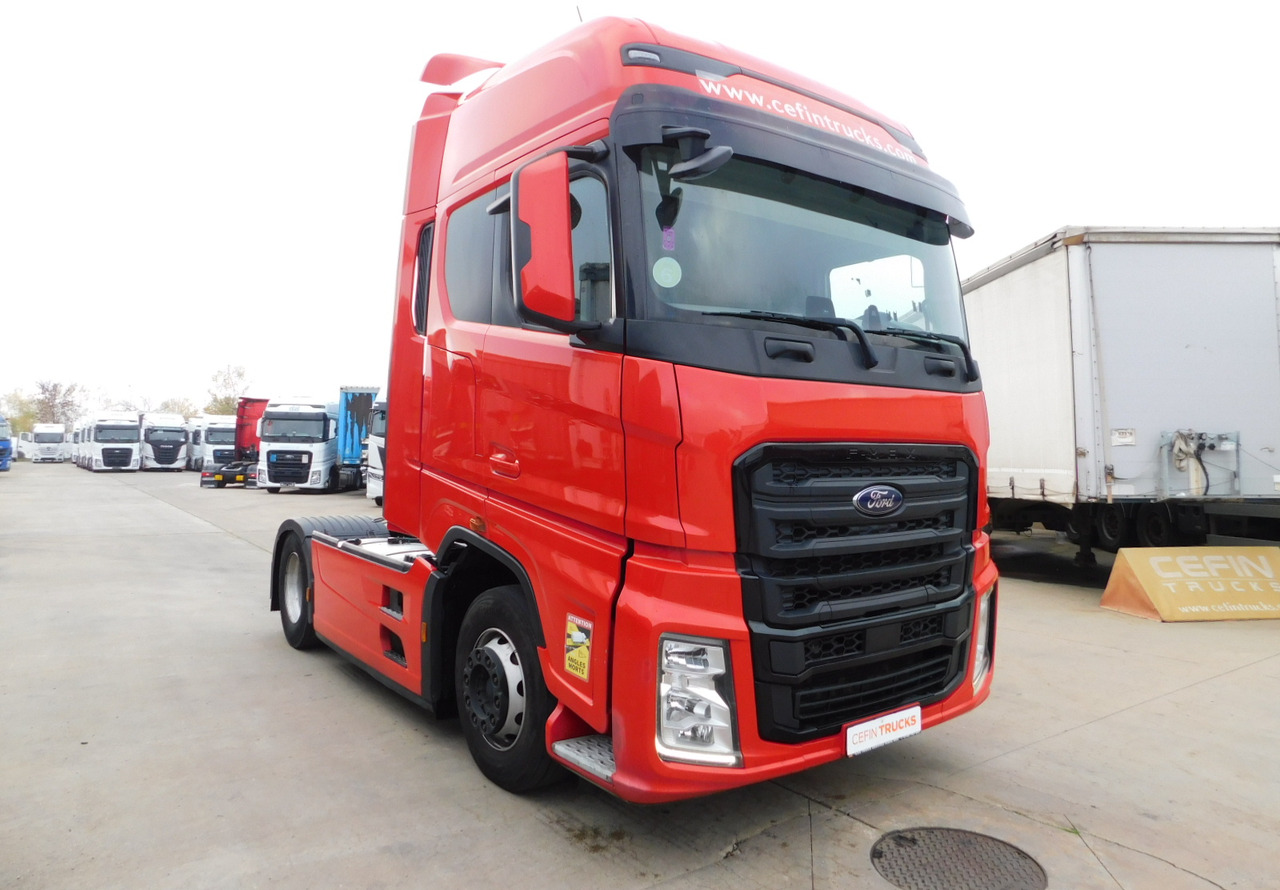 Ford F max 4x2 scab e6 12tx2620 - Tractor: foto 2 Ford F max 4x2 scab e6 12tx2620 - Tractor: foto 2