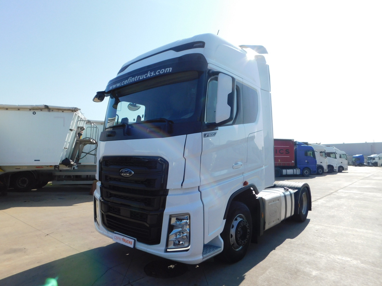 Ford F max 4x2 scab e6 12tx2620 ecotorq - Tractor: foto 1 Ford F max 4x2 scab e6 12tx2620 ecotorq - Tractor: foto 1