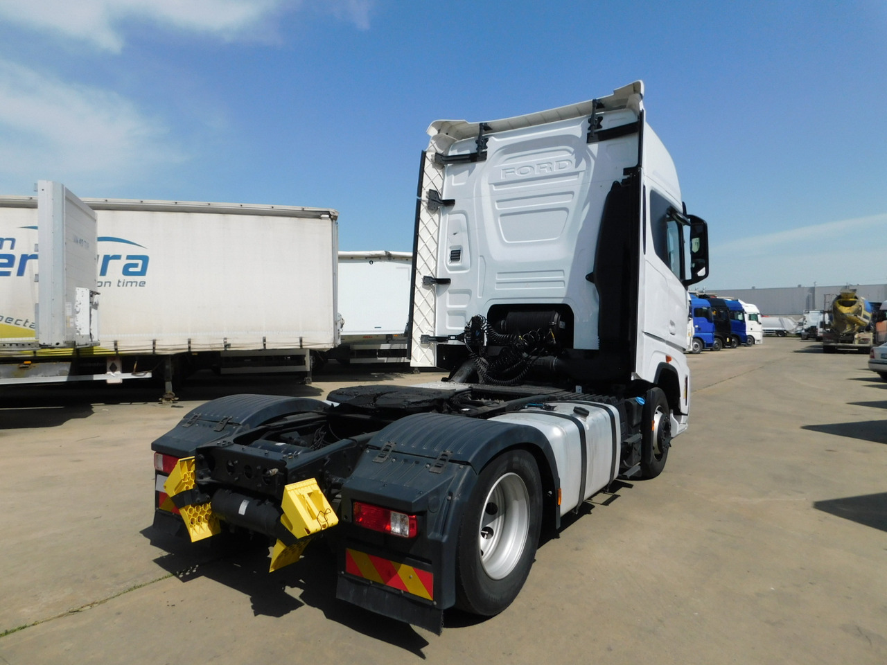 Ford F max chk1 - Tractor: foto 3 Ford F max chk1 - Tractor: foto 3