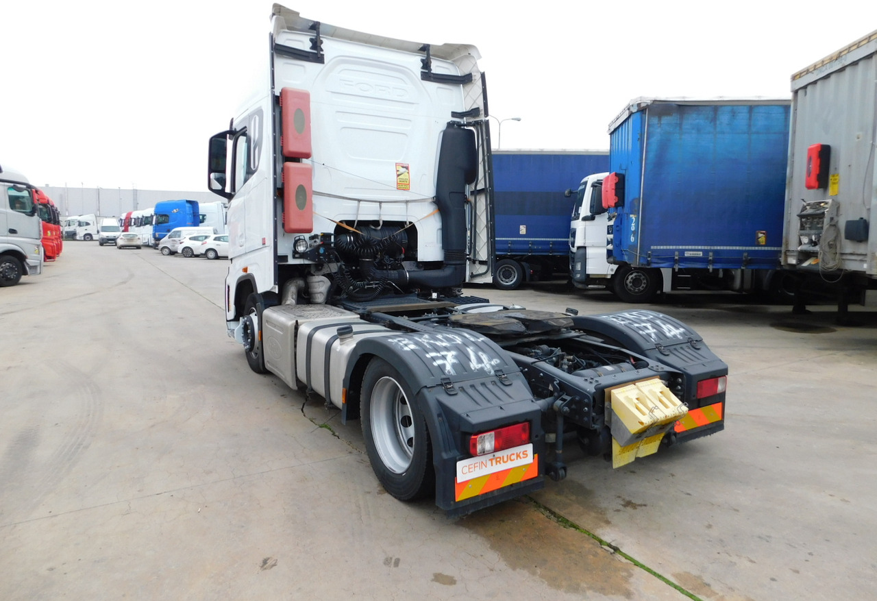 Ford F max ll 4x2 scab e6 12tx2620 - Tractor: foto 4 Ford F max ll 4x2 scab e6 12tx2620 - Tractor: foto 4