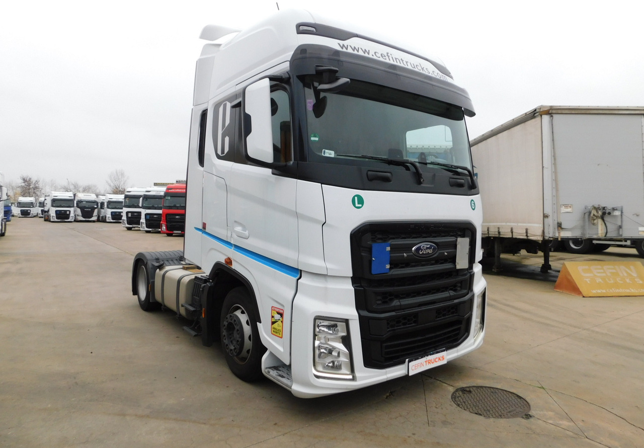 Ford F max ll 4x2 scab e6 12tx2620 - Tractor: foto 2 Ford F max ll 4x2 scab e6 12tx2620 - Tractor: foto 2