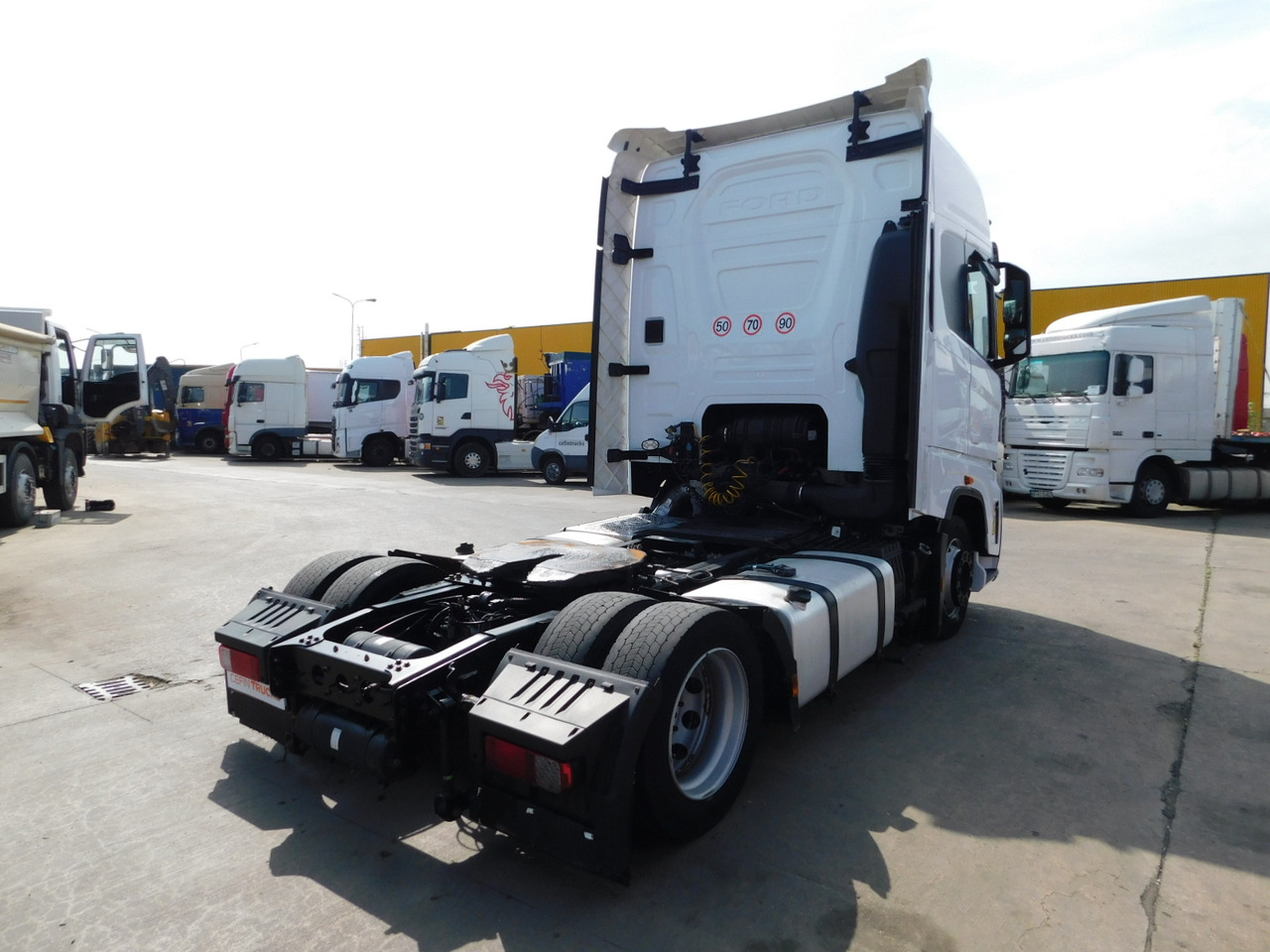 Ford F max ll 4x2 scab e6 12tx2620 - Tractor: foto 3 Ford F max ll 4x2 scab e6 12tx2620 - Tractor: foto 3